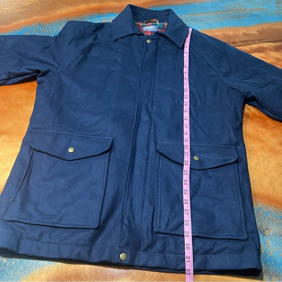 Vintage Pendleton Navy Wool plaid lined Coat size medium NOS made in USA - Picture 12 of 12